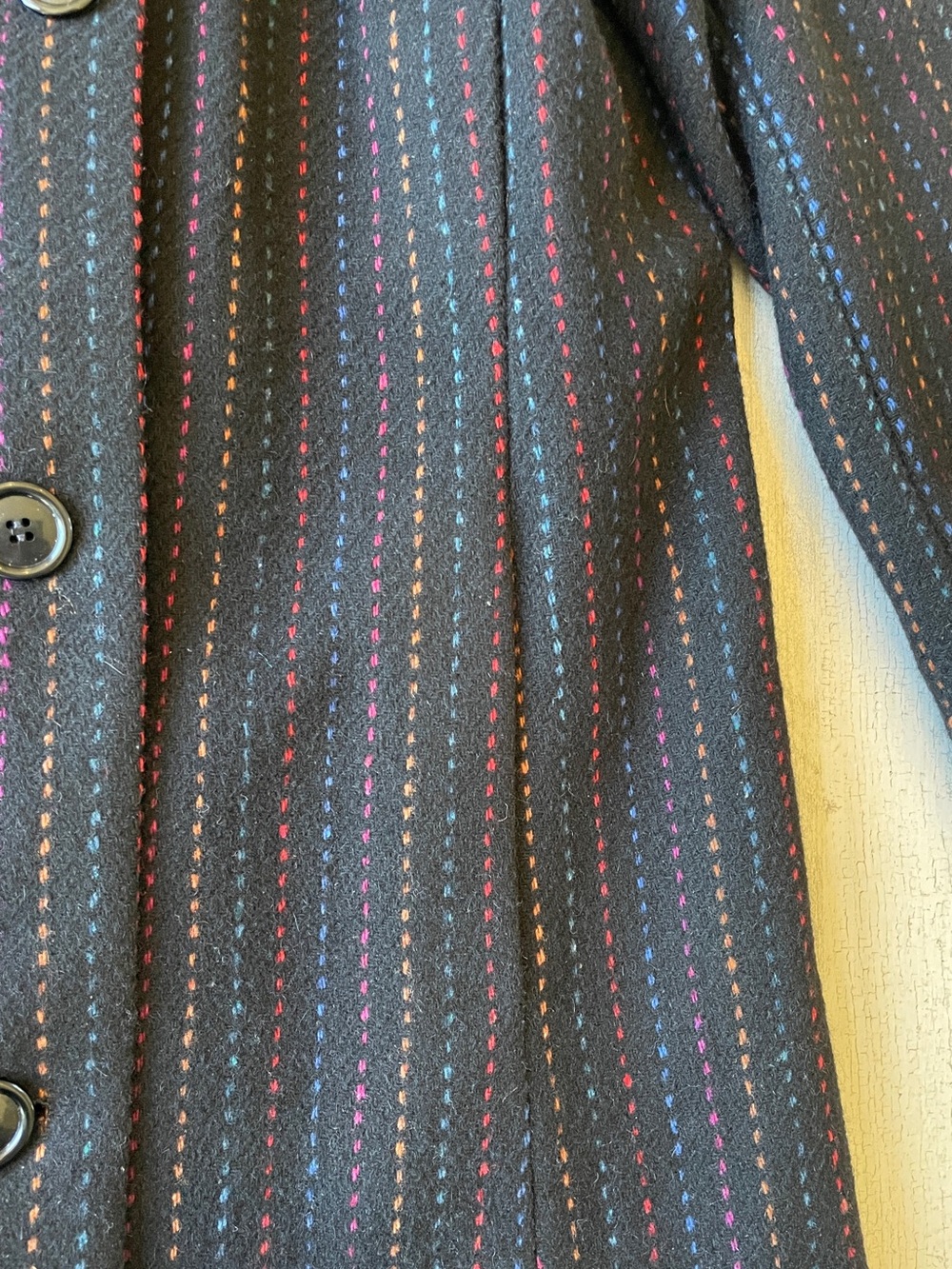 VINTAGE WOOL COAT SIZE 14 BLACK WITH MULTICOLORED THREADING MID LENGTH P… - Picture 15 of 15